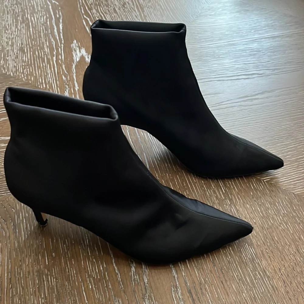 Tony Bianco black satin sock ankle bootie Size 6